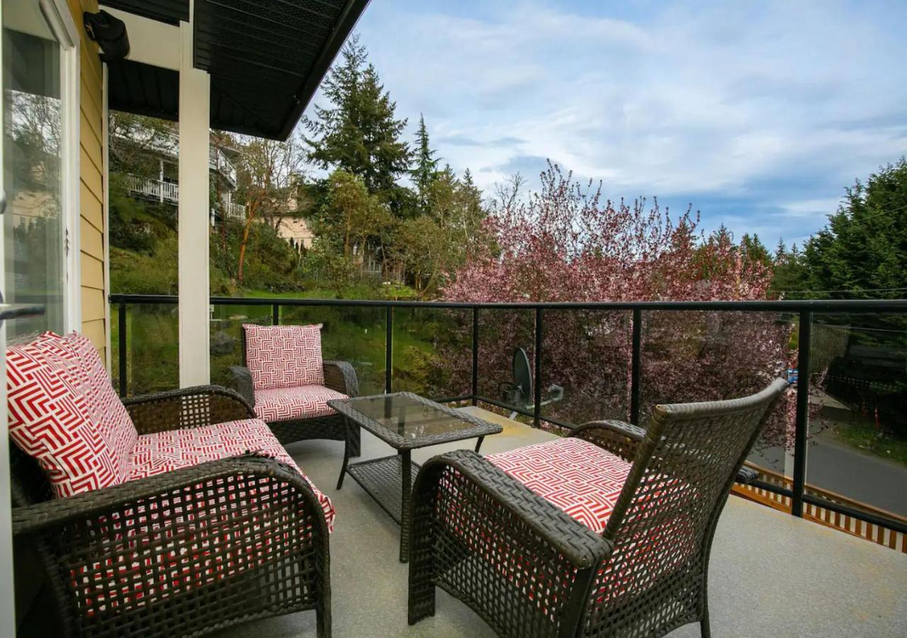 Bellamy Manor Large Home With 5Beds! In Langford 빅토리아 외부 사진