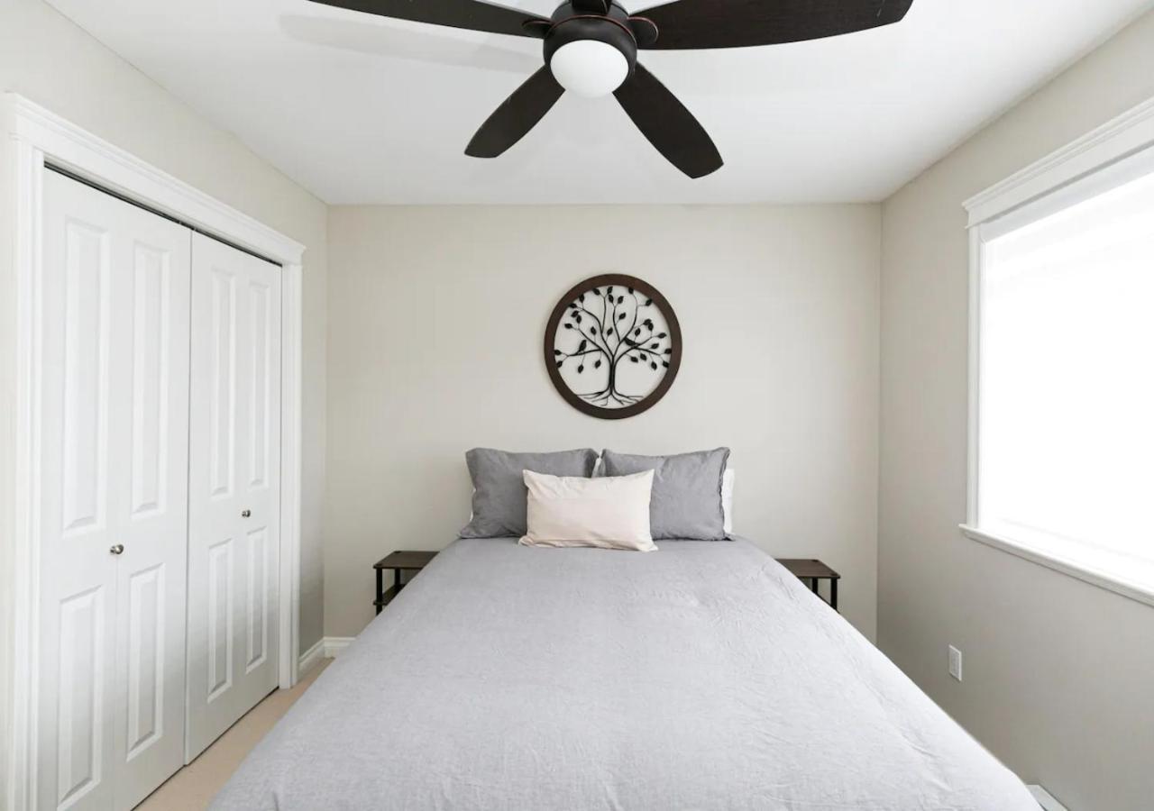 Bellamy Manor Large Home With 5Beds! In Langford 빅토리아 외부 사진