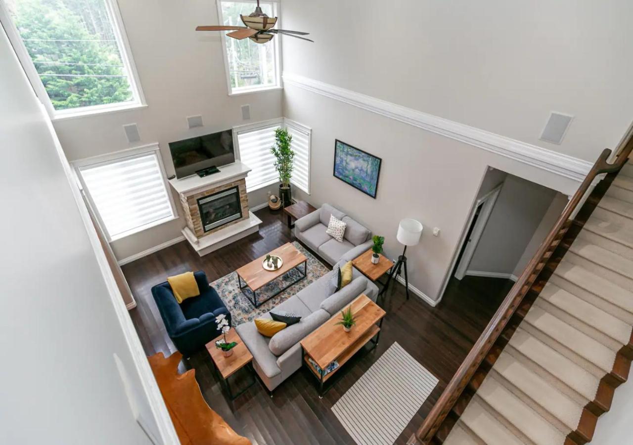 Bellamy Manor Large Home With 5Beds! In Langford 빅토리아 외부 사진