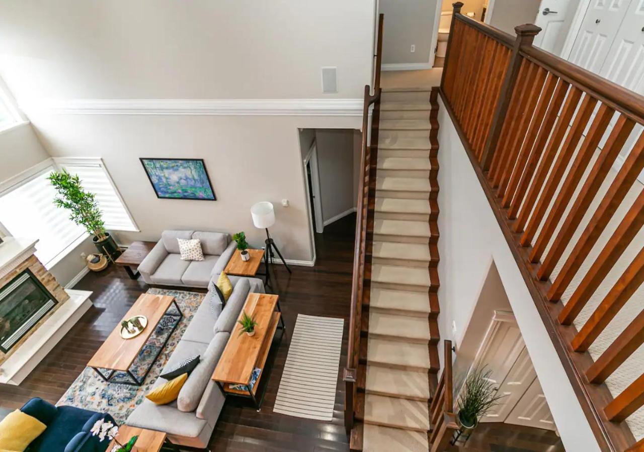Bellamy Manor Large Home With 5Beds! In Langford 빅토리아 외부 사진